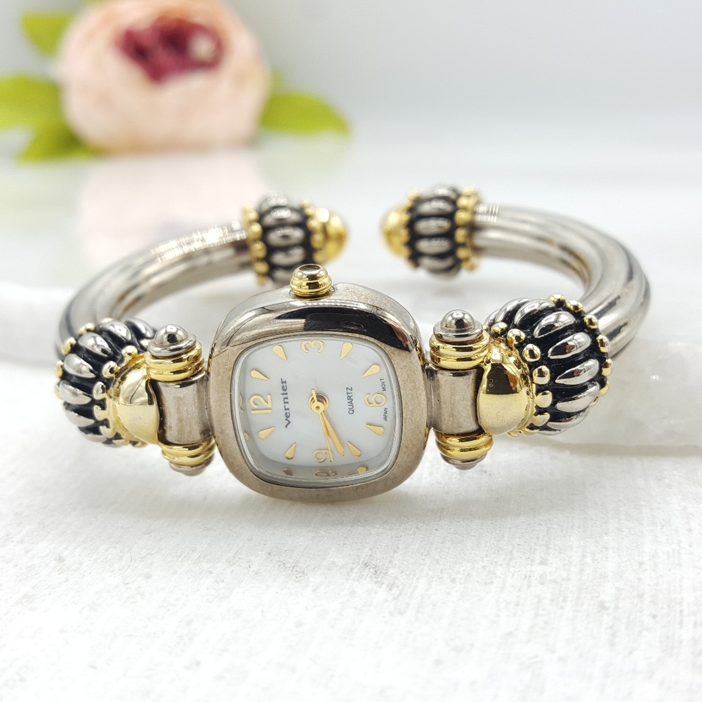 ✔️Vernier Silver & Gold Watch